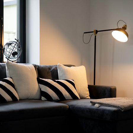 Modern 2-Bed Apartment With Balcony, Close To Oxford City Centre With Free Parking Экстерьер фото